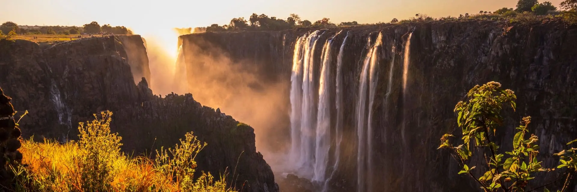 victoria-falls-mokoro
