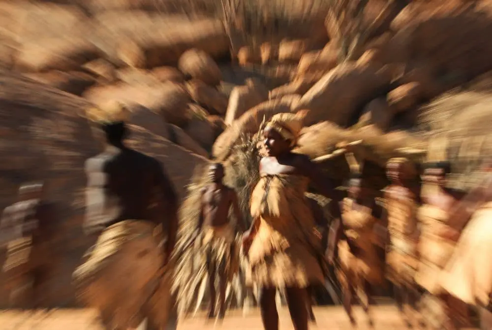 viaggi-namibia-mokoro-kaokoland