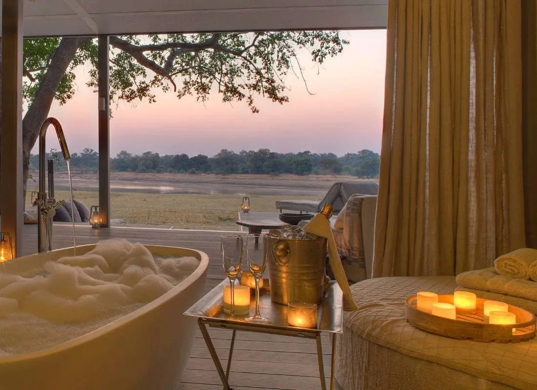 viaggi-in-zambia-mokoro