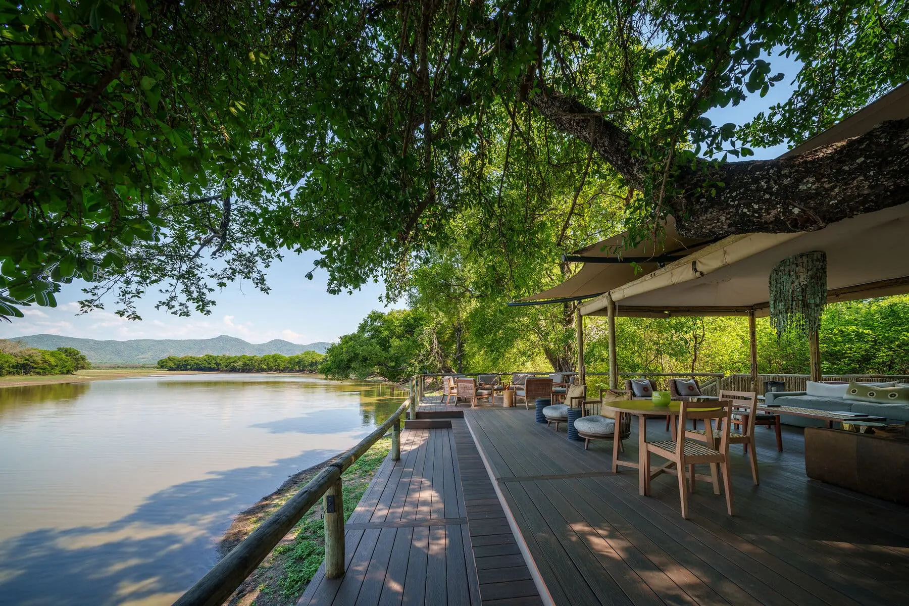 Mokoro Tours Viaggi in Africa south-luangwa-mokoro-2