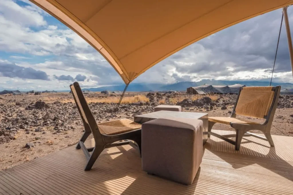 area-relax-lodge-safari-tanzania-vista-paesaggio-mokoro